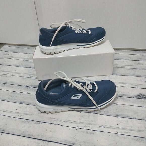 Skechers Woman's SZ 7.5 Flex Memory Foam - Navy - Picture 1 of 8